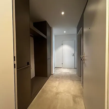 Family Apartment, Near The Whit Private Park Appartement Locarno