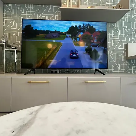 דירה Family Apartment, Near The Whit Private Park *