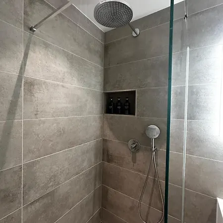 아파트 Family Apartment, Near The Whit Private Park *