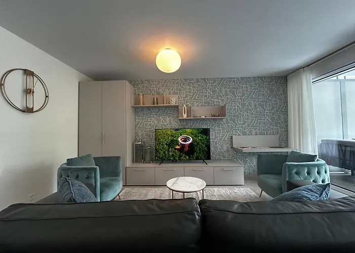 Family Apartment, Near The Whit Private Park