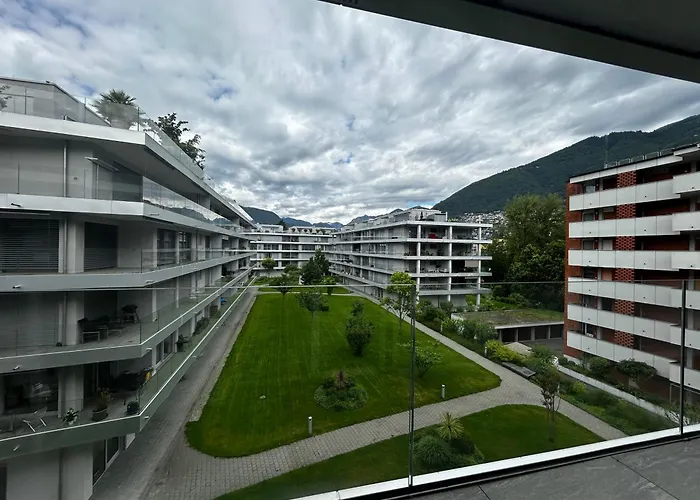 Family Apartment, Near The Whit Private Park Appartement *