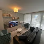 Family Apartment, Near The Whit Private Park * Локарно