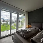 Family Apartment, Near The Whit Private Park