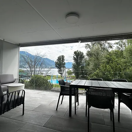 Family Apartment, Near The Whit Private Park Апартаменты *