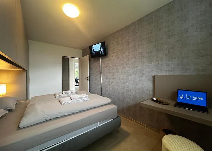 Family Apartment, Near The Whit Private Park